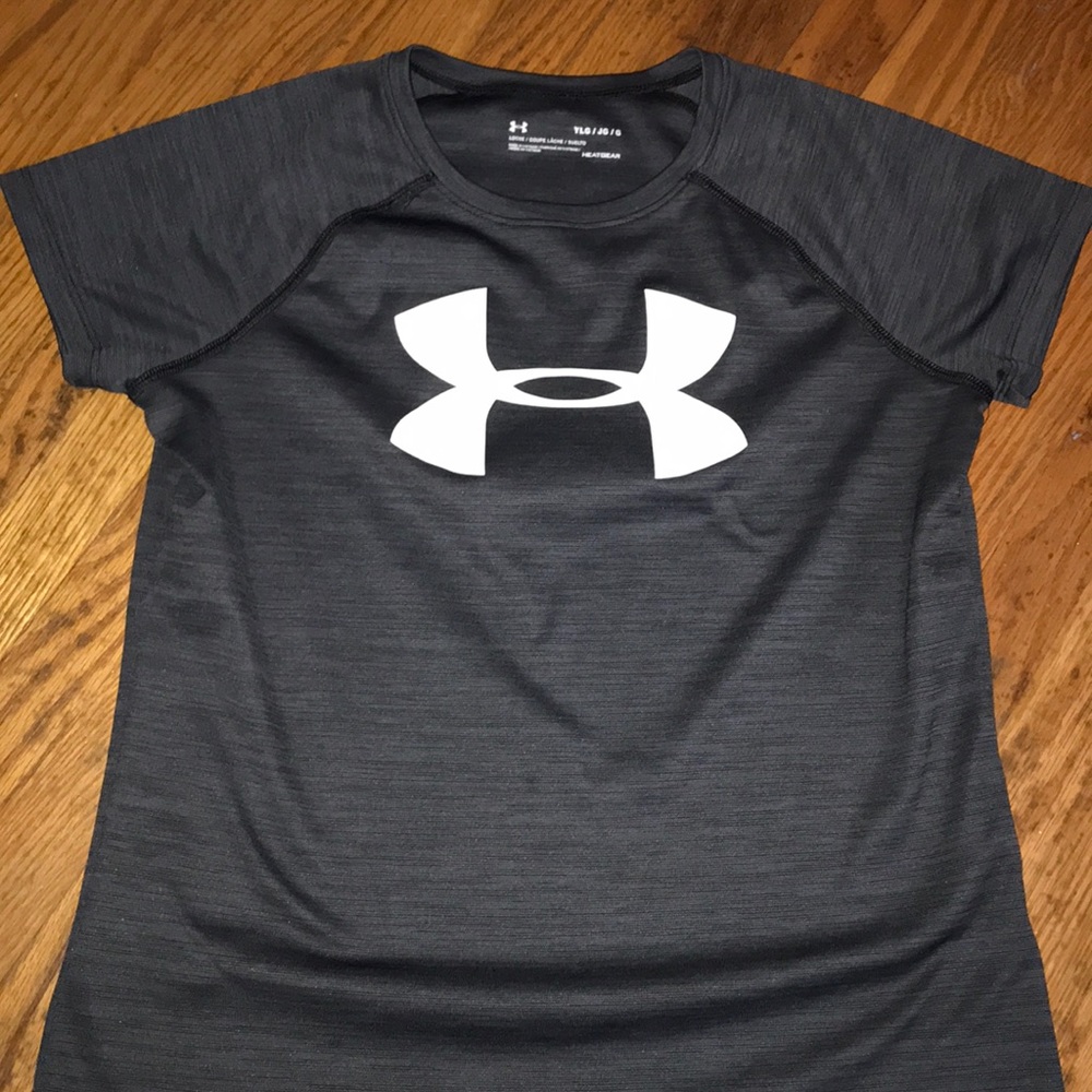 Grey Under Armor Tee